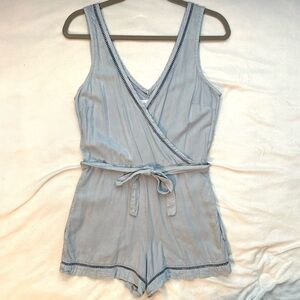 Bella Dahl Crossover V-neck Tie-Waist Sleeveless Romper XS pockets blue summer